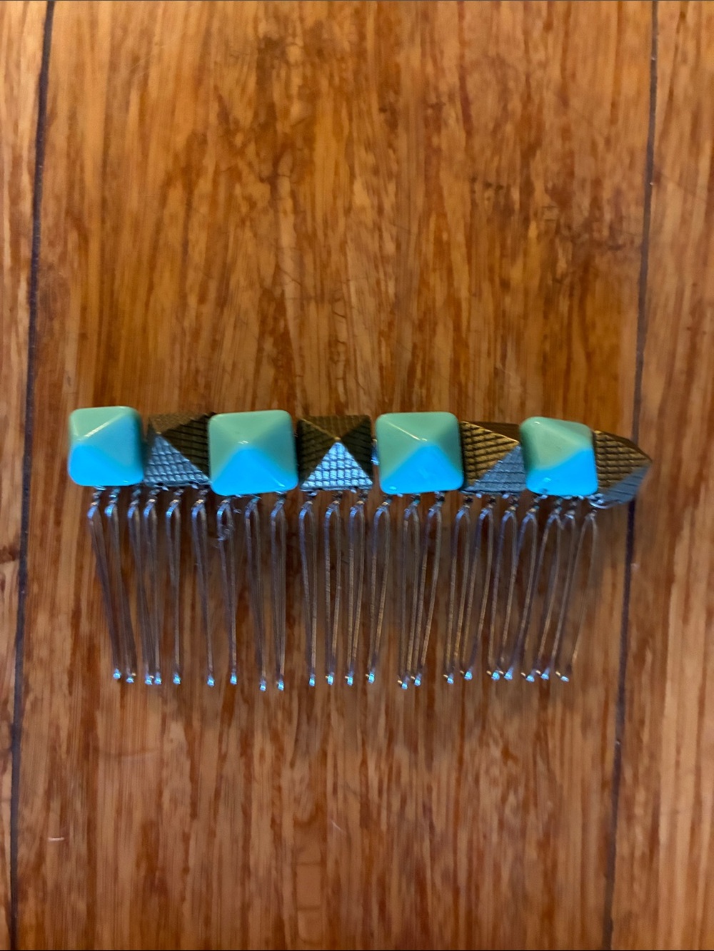 Hattie Hair accessory Turquoise/ Pyramids Studded Hair Comb